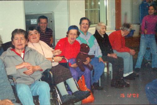 2003 12 15-obisk-v-domovih-upokojencev-sken-RL-2021-04-14-10