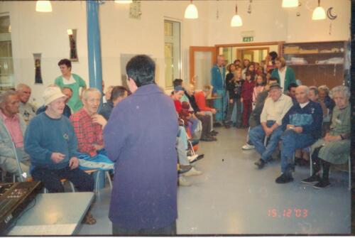 2003 12 15-obisk-v-domovih-upokojencev-sken-RL-2021-04-14-9